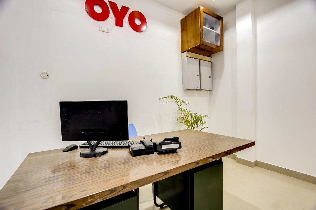 Oyo 69625 Mayuraa Residency Hotel กุมพาโกนัม ภายนอก รูปภาพ