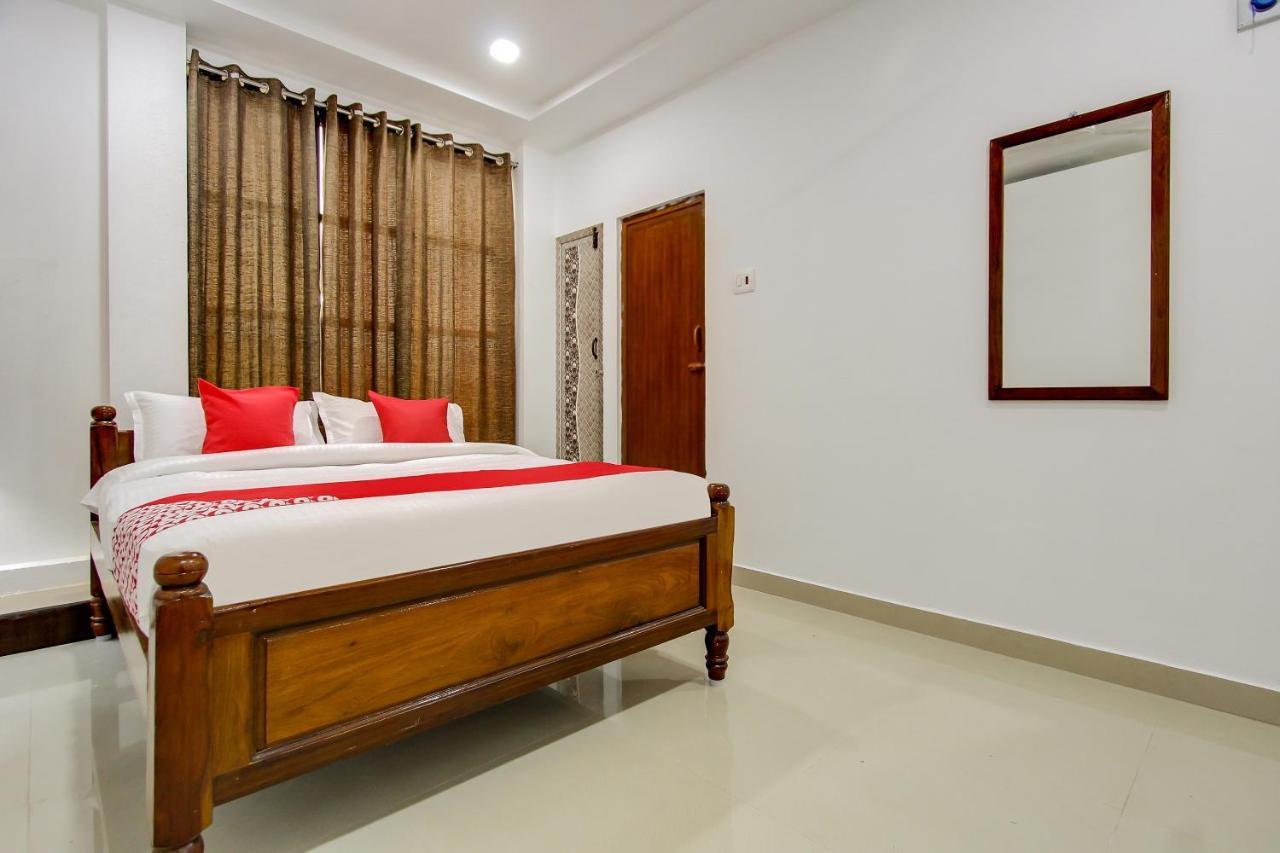 Oyo 69625 Mayuraa Residency Hotel กุมพาโกนัม ภายนอก รูปภาพ
