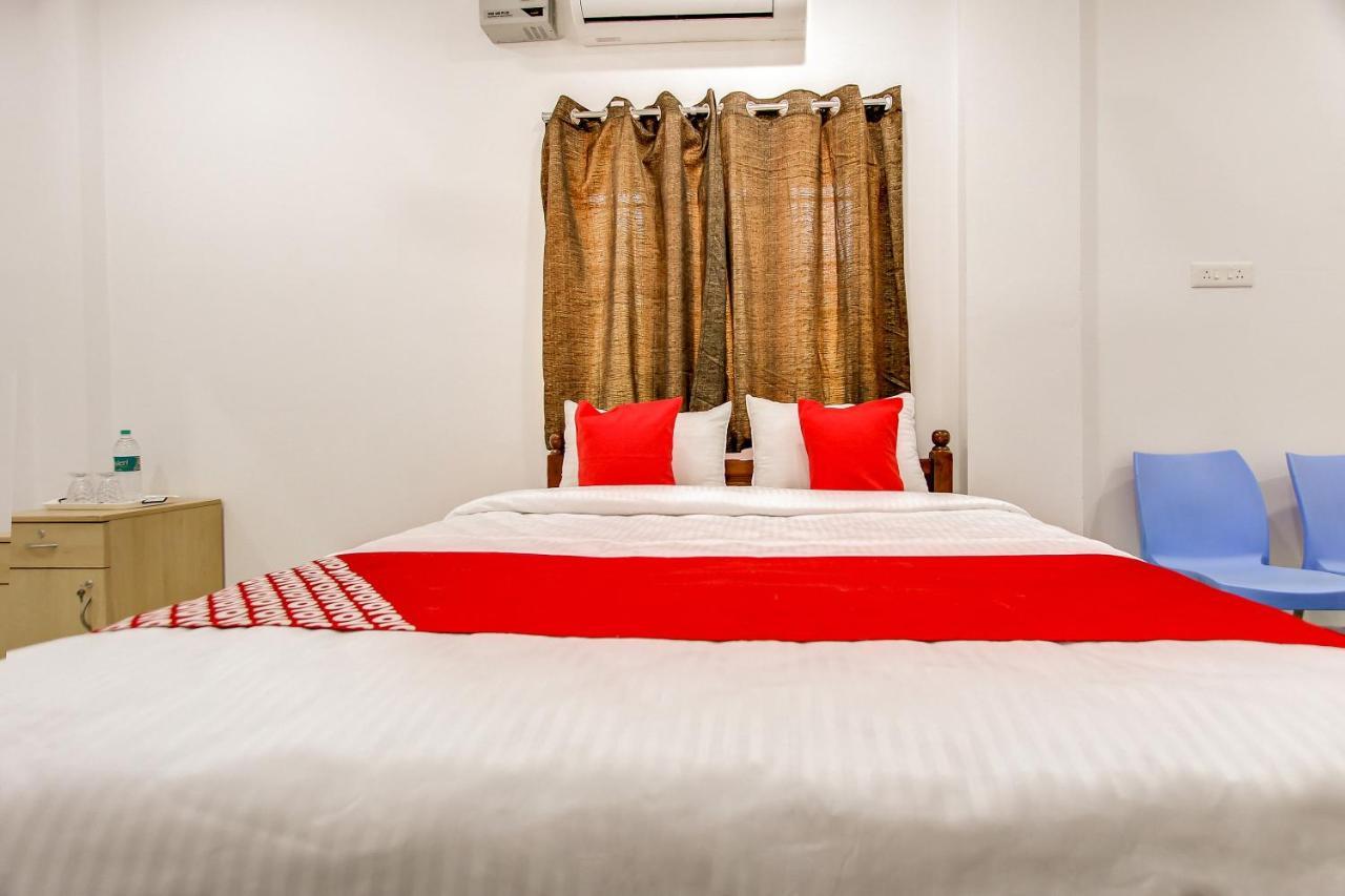 Oyo 69625 Mayuraa Residency Hotel กุมพาโกนัม ภายนอก รูปภาพ