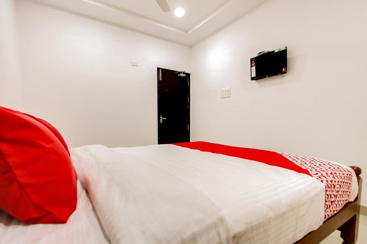 Oyo 69625 Mayuraa Residency Hotel กุมพาโกนัม ภายนอก รูปภาพ