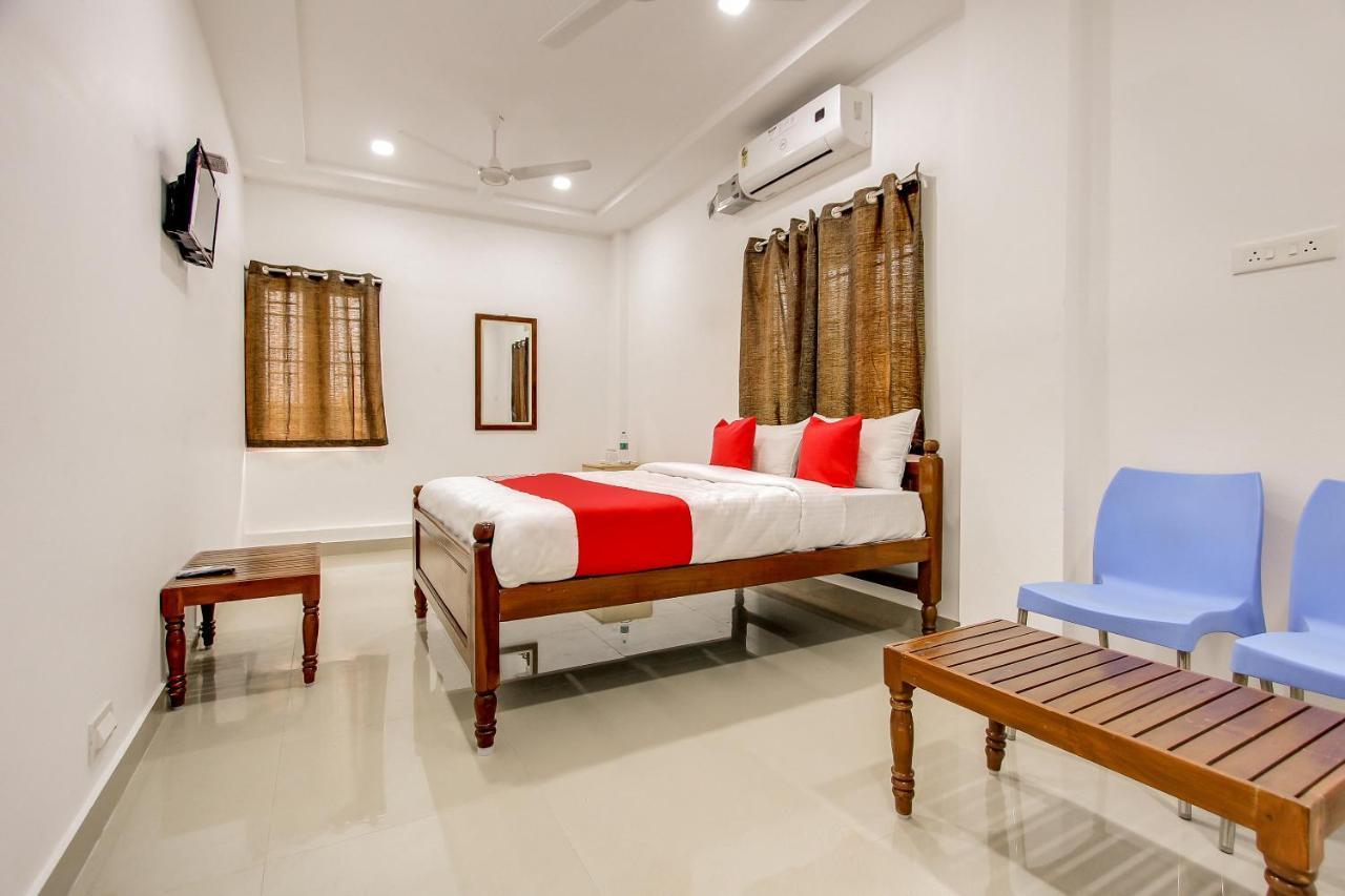 Oyo 69625 Mayuraa Residency Hotel กุมพาโกนัม ภายนอก รูปภาพ