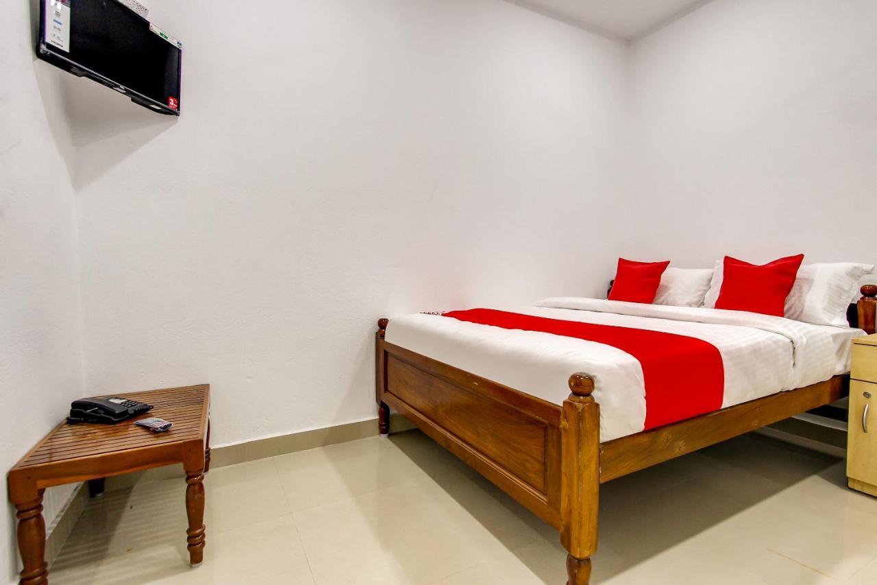 Oyo 69625 Mayuraa Residency Hotel กุมพาโกนัม ภายนอก รูปภาพ
